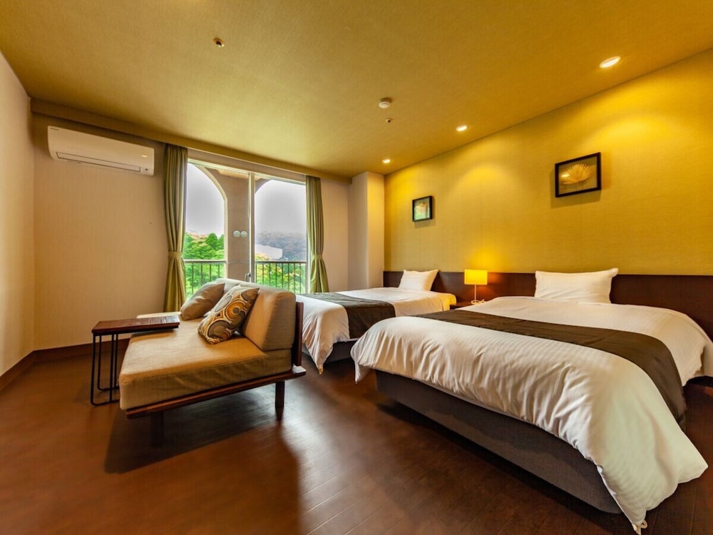 MODERN TWIN ROOM (non-smoking) photo 1