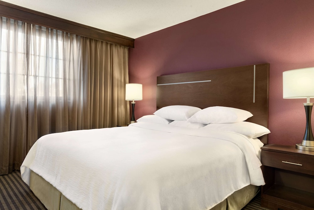 Suite, 1 King Bed (Custom) - Photo 2