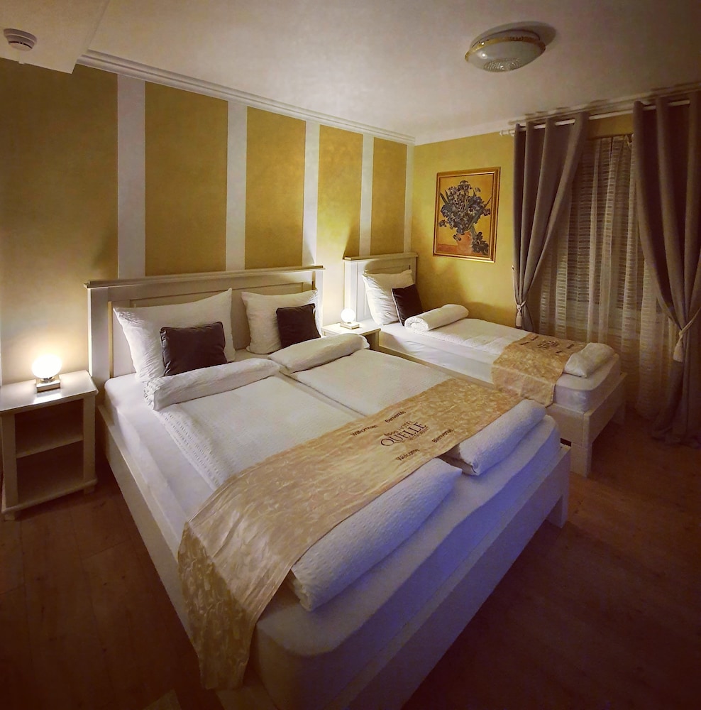 Standard Triple Room - Photo 17