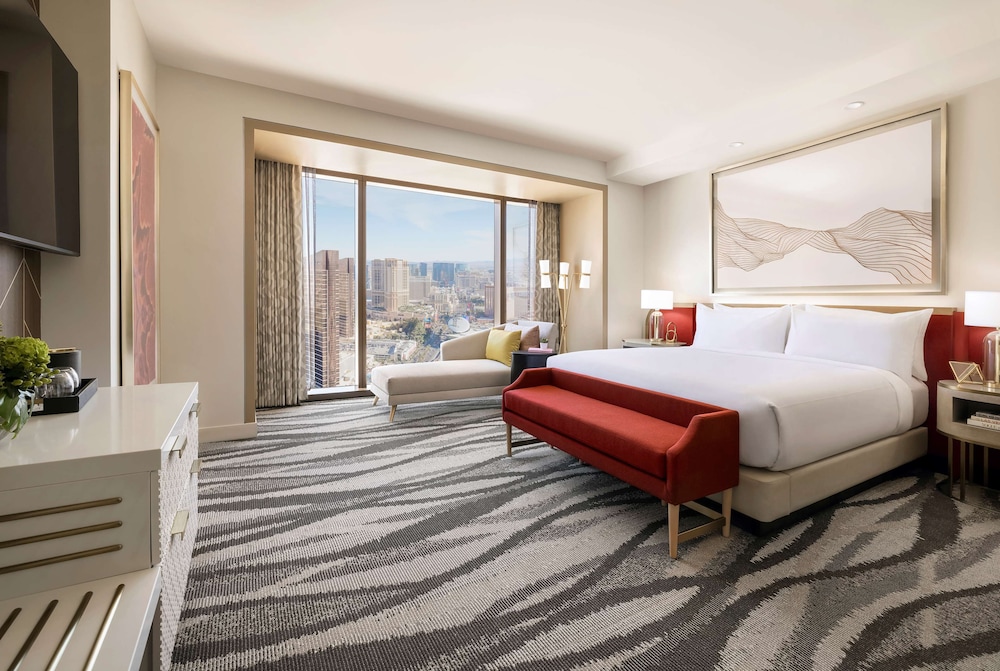 Suite, 1 Bedroom (1 King Bed) - Photo 1