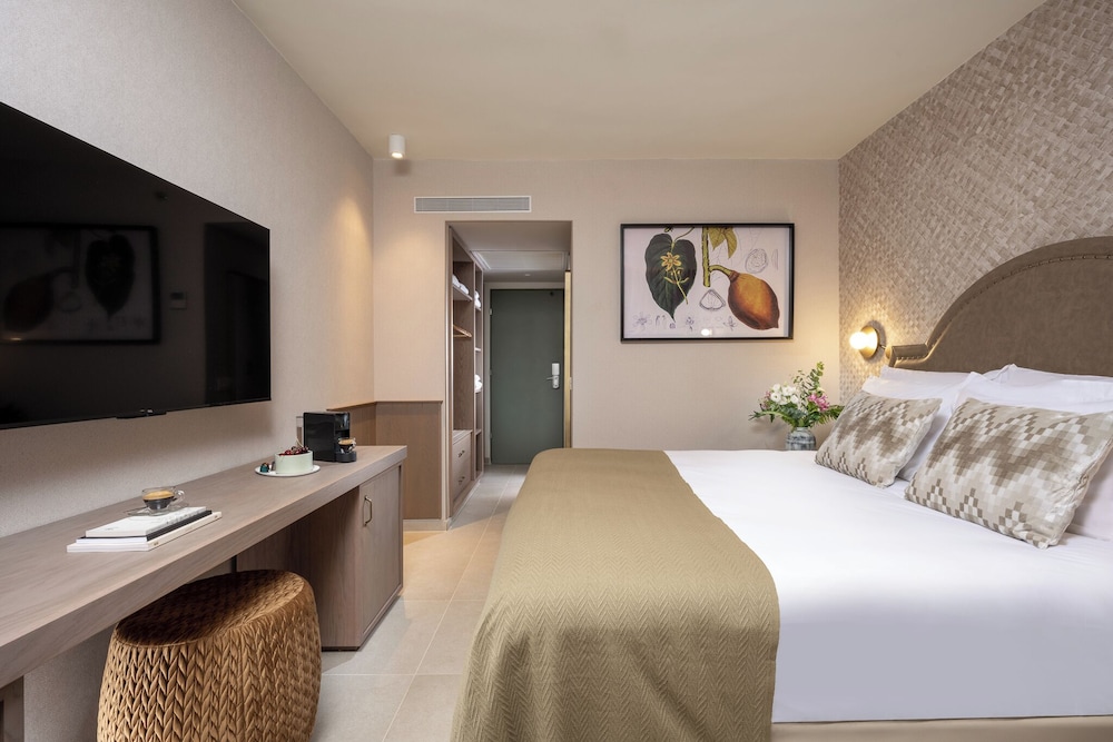 Hermon Room