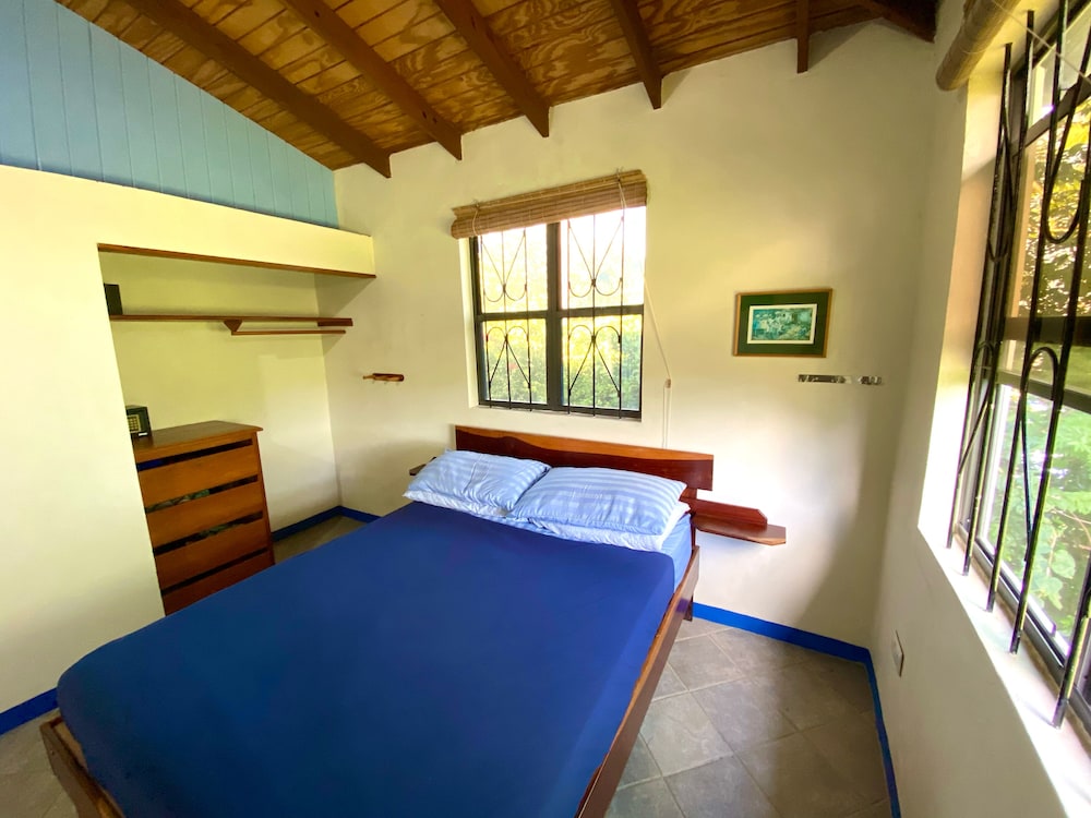 Deluxe Cottage, 2 Bedrooms, Balcony, Ocean View photo 2