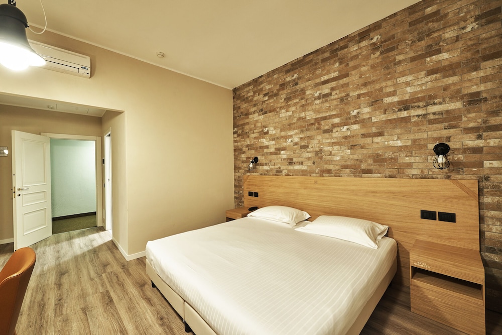 Executive Double Room photo 2