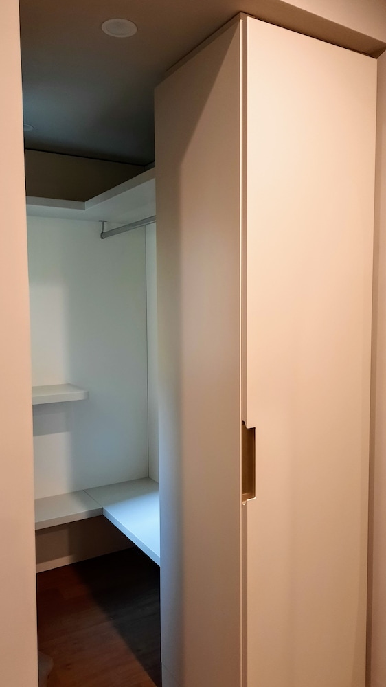 Classic Twin Room - Photo 7