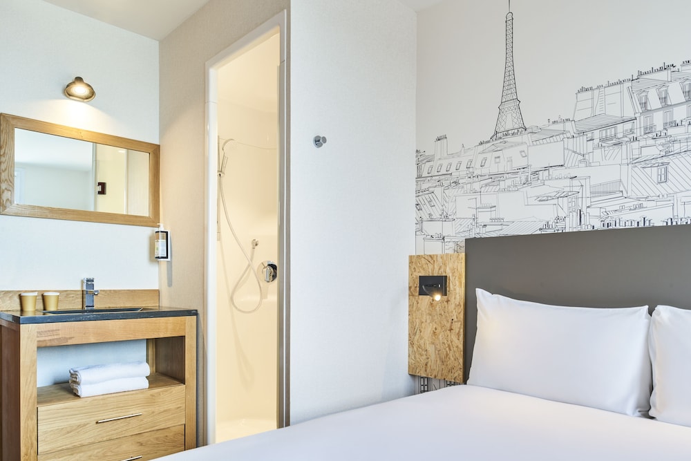 Standard Room, 1 Double Bed photo 3