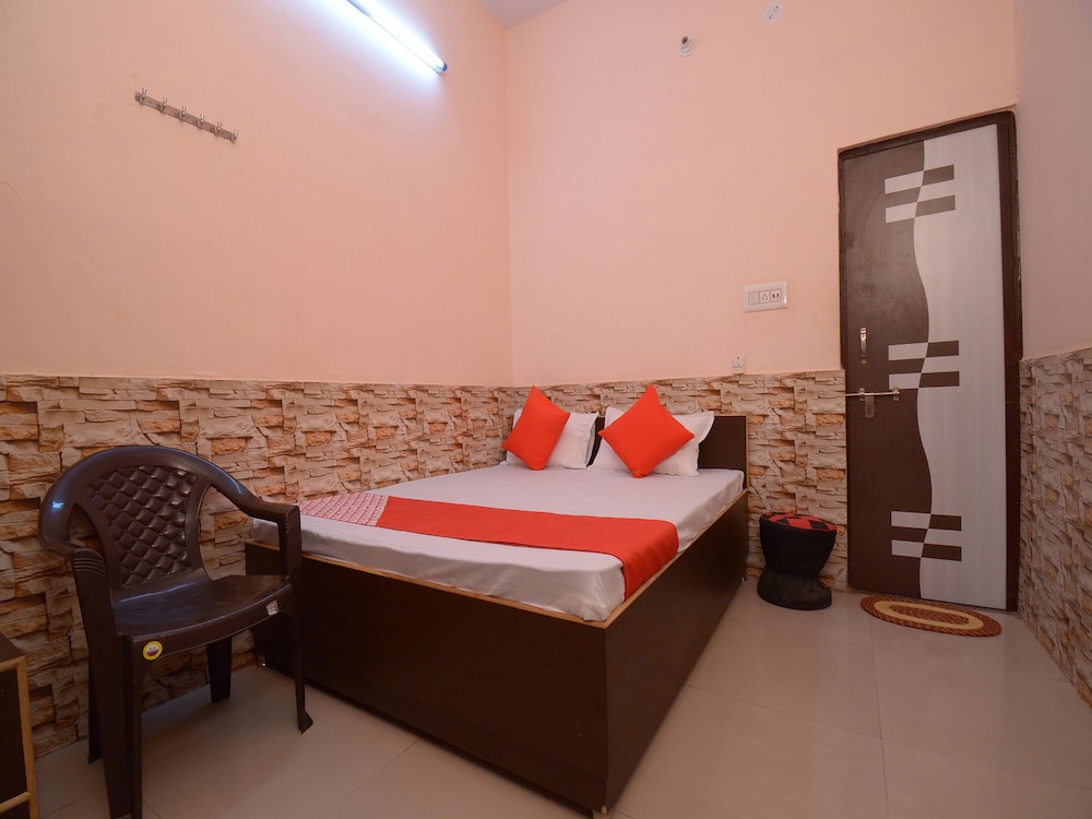 Single Room, 1 Queen Bed photo 1