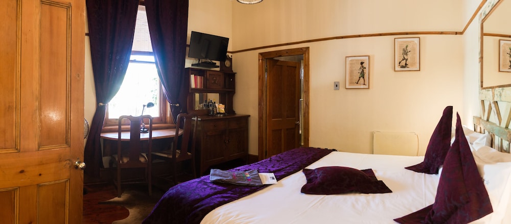 Standard Room photo 2