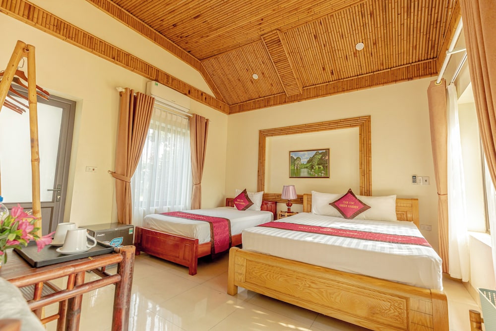 Deluxe Triple Room photo 2