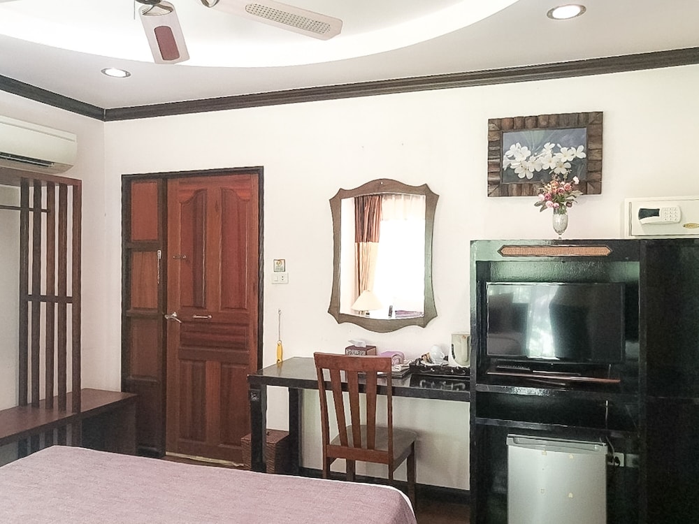 Villa Room With 2 Bedrooms - Photo 11