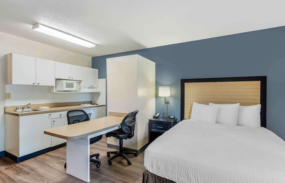 Studio, 1 Queen Bed, Non Smoking - Photo 2