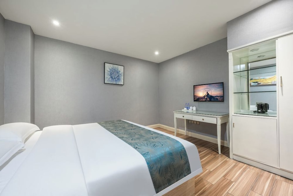 Comfort Double Room, City View photo 1
