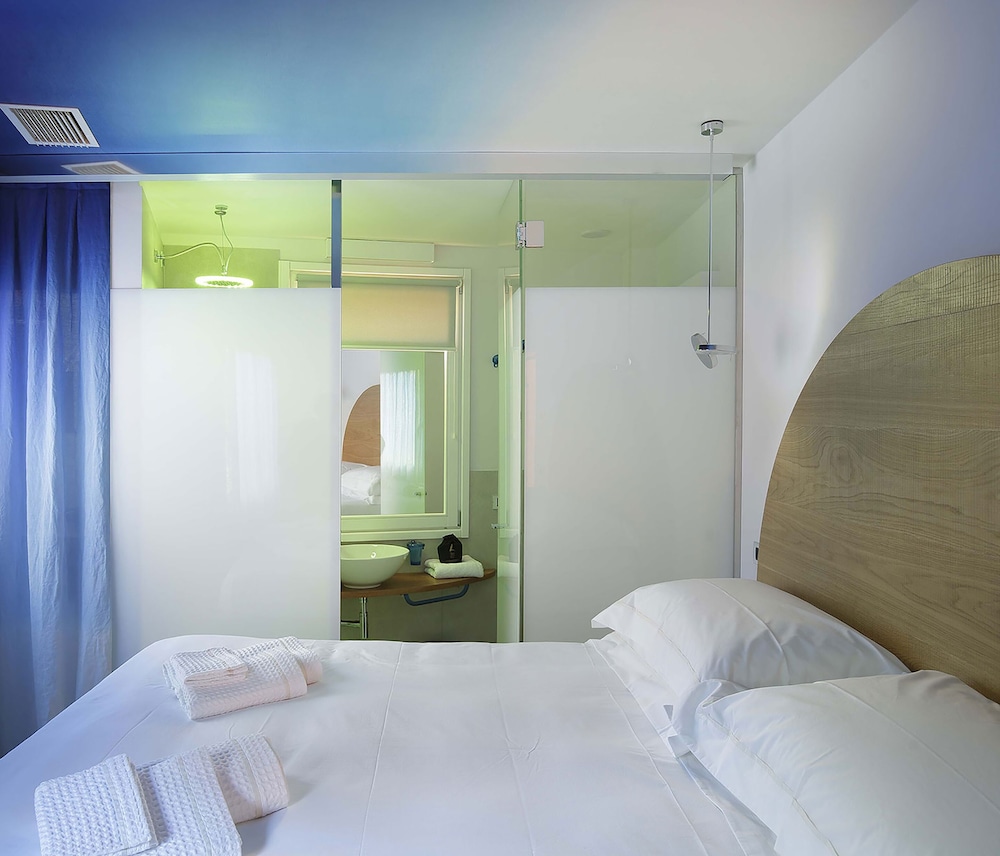 Comfort Room, 1 Bedroom, Non Smoking - Photo 1