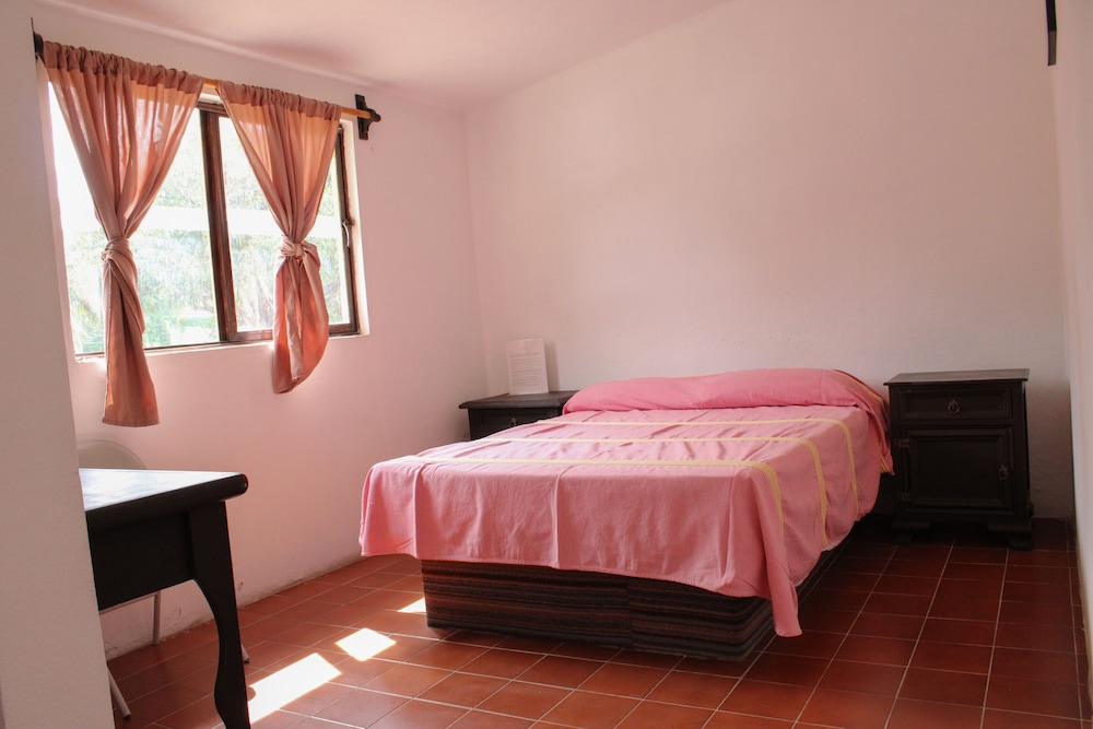 Standard Triple Room, 3 Bedrooms photo 3
