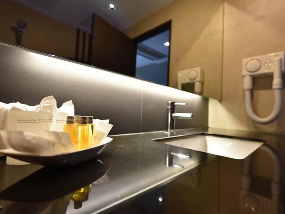 Deluxe Double Room, Non Smoking, Private Bathroom photo 2
