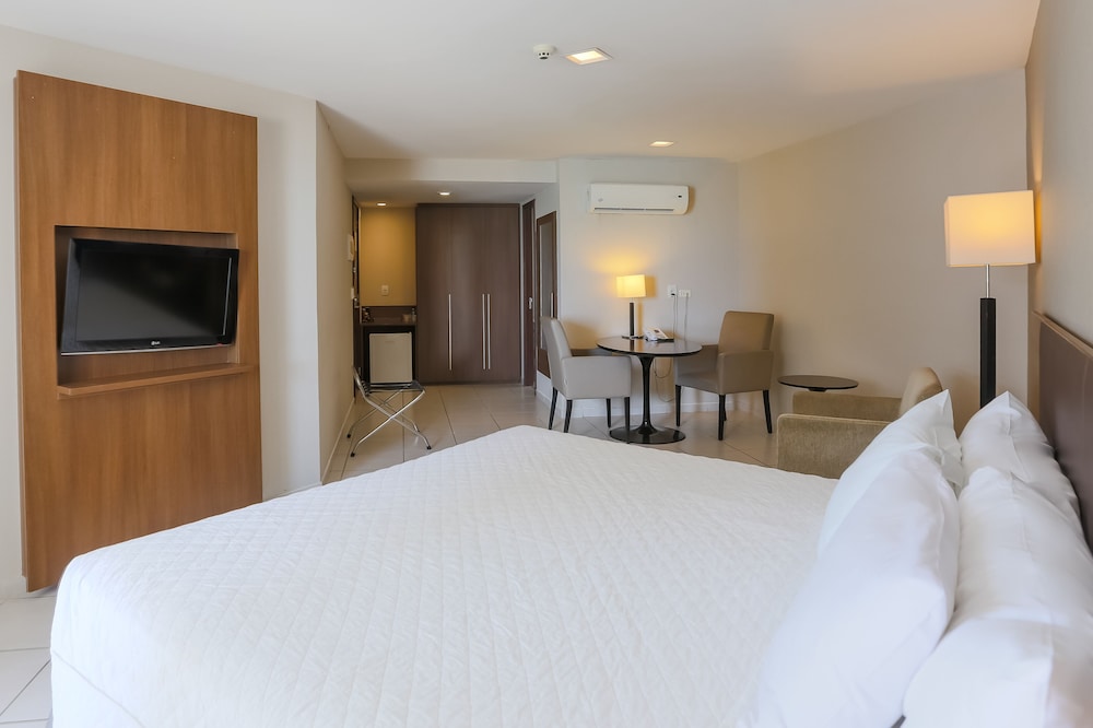 Standard Double Room - Photo 8