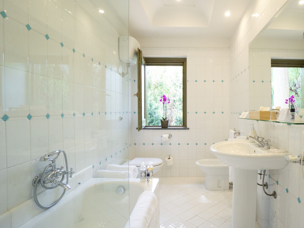Garden Double room with sea view and terrace photo 2