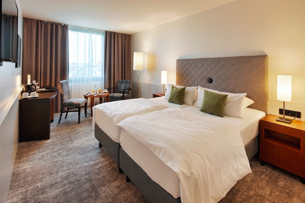 Business Room, 1 Double Bed (Quiet Location)
