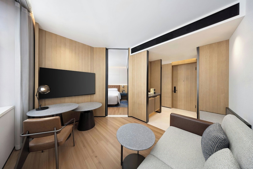Studio Suite, 1 King Bed photo 3