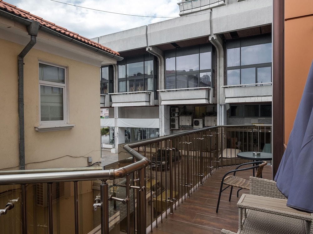 Apartment, 1 Bedroom, Balcony photo 2