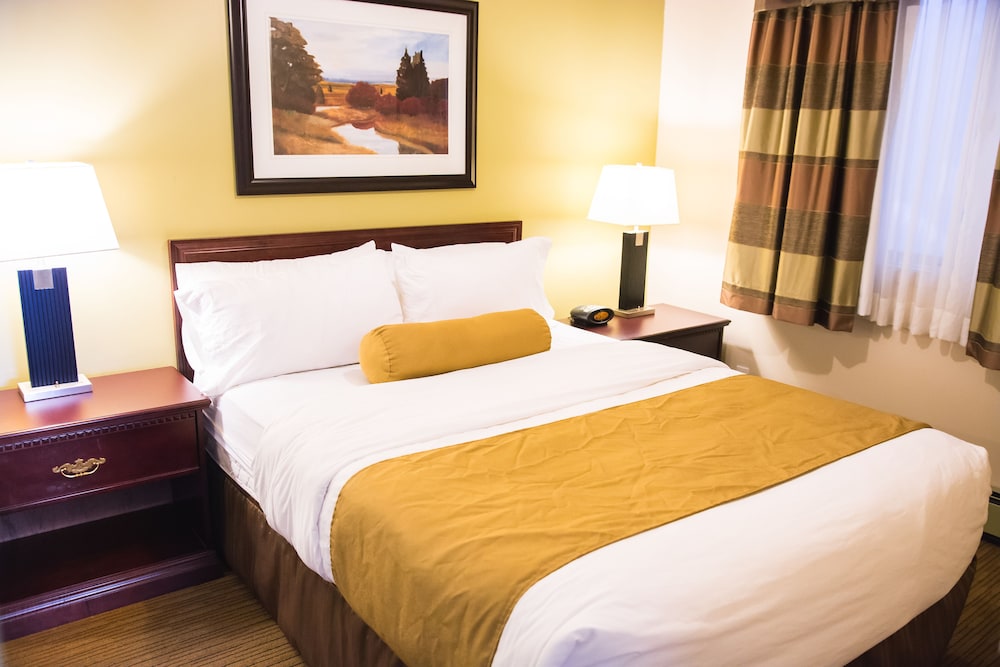 Junior Suite, 1 Queen Bed, Non Smoking, Kitchen photo 1