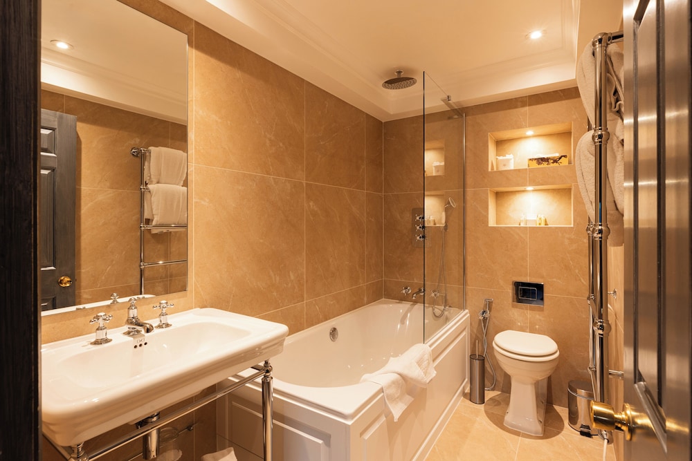 Deluxe Double Room, Balcony, City View photo 2