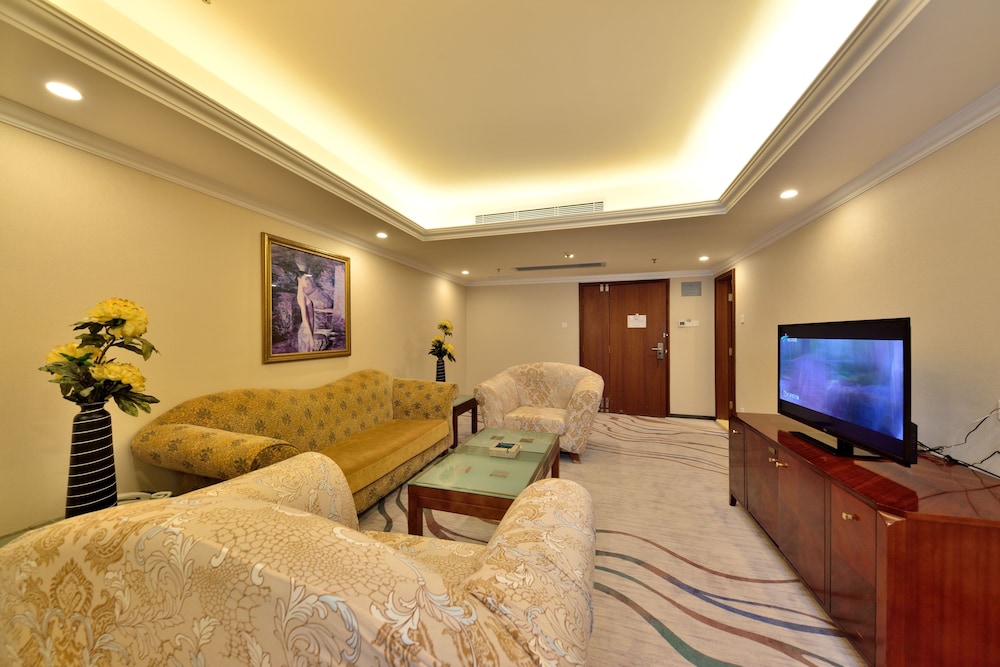 Deluxe Suite River View