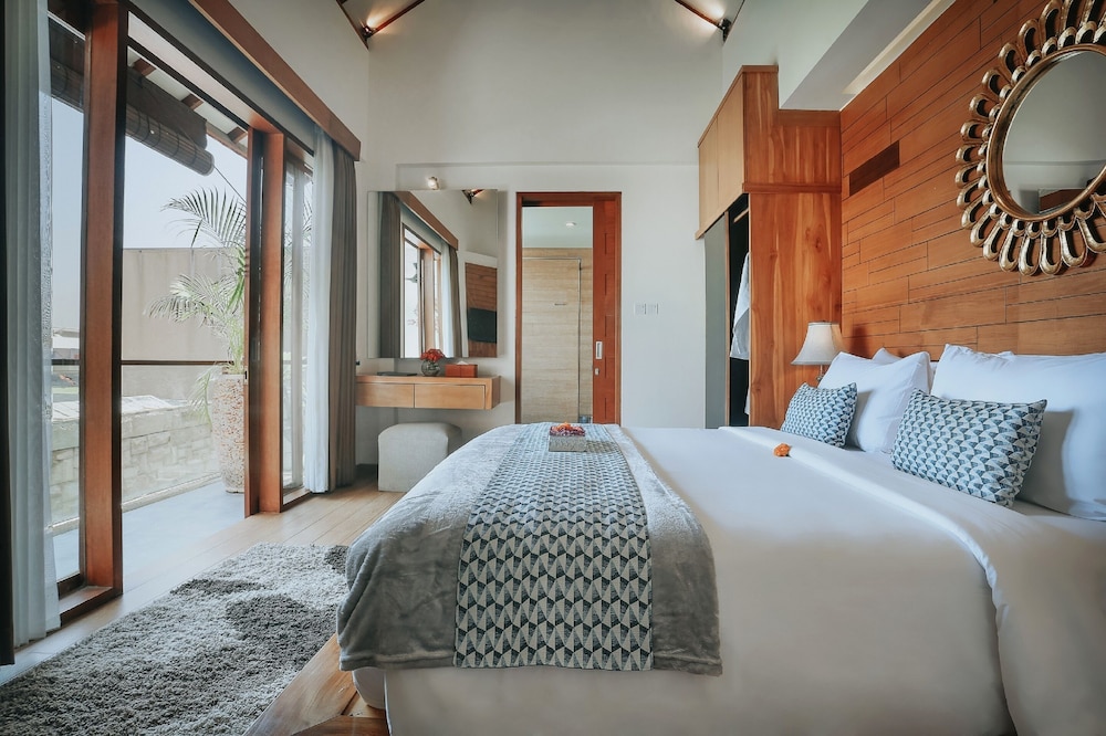 Two-Bedroom Villa with Private Pool - Photo 7