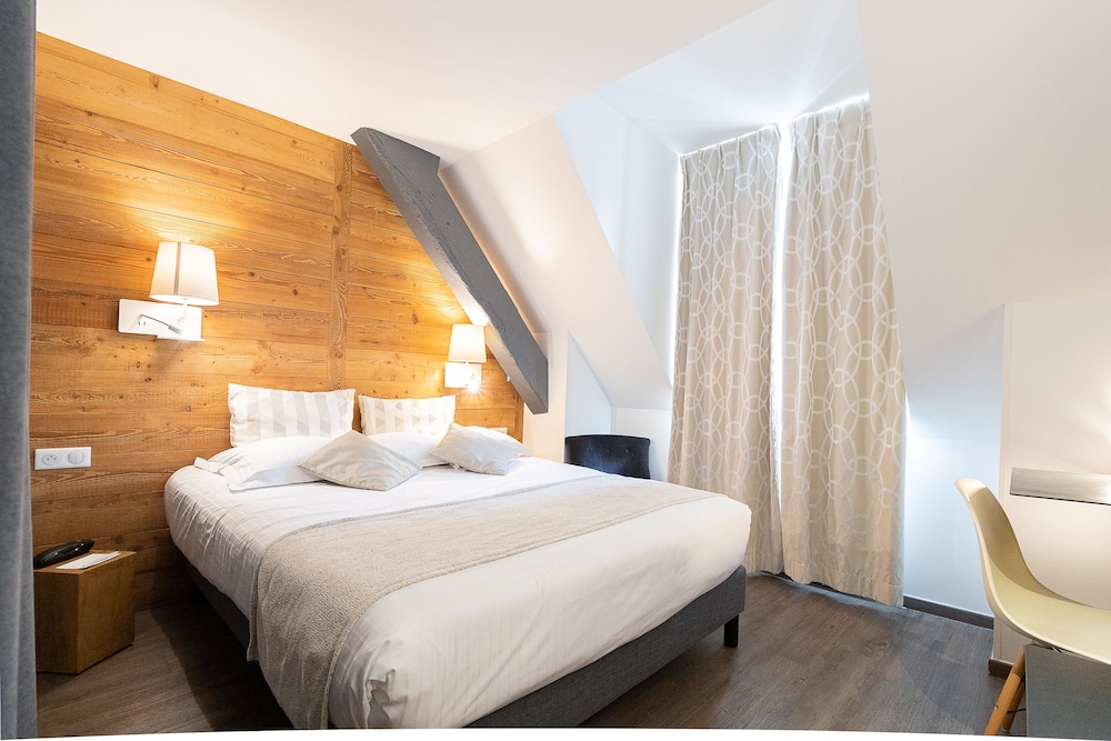 Double Room - Photo 7