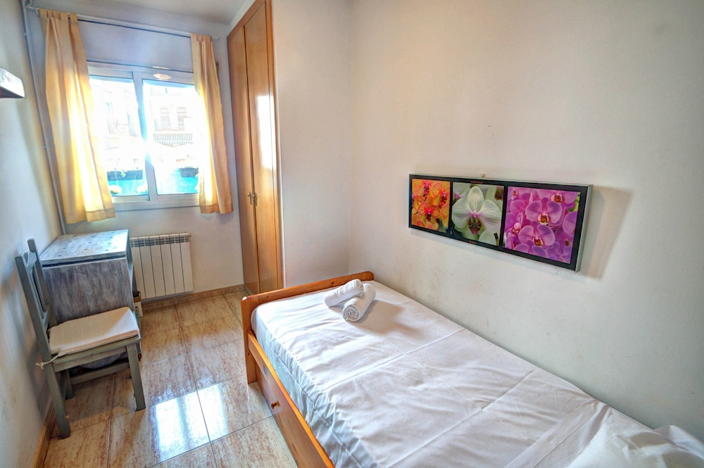 Apartment, 2 Bedrooms, Balcony photo 2