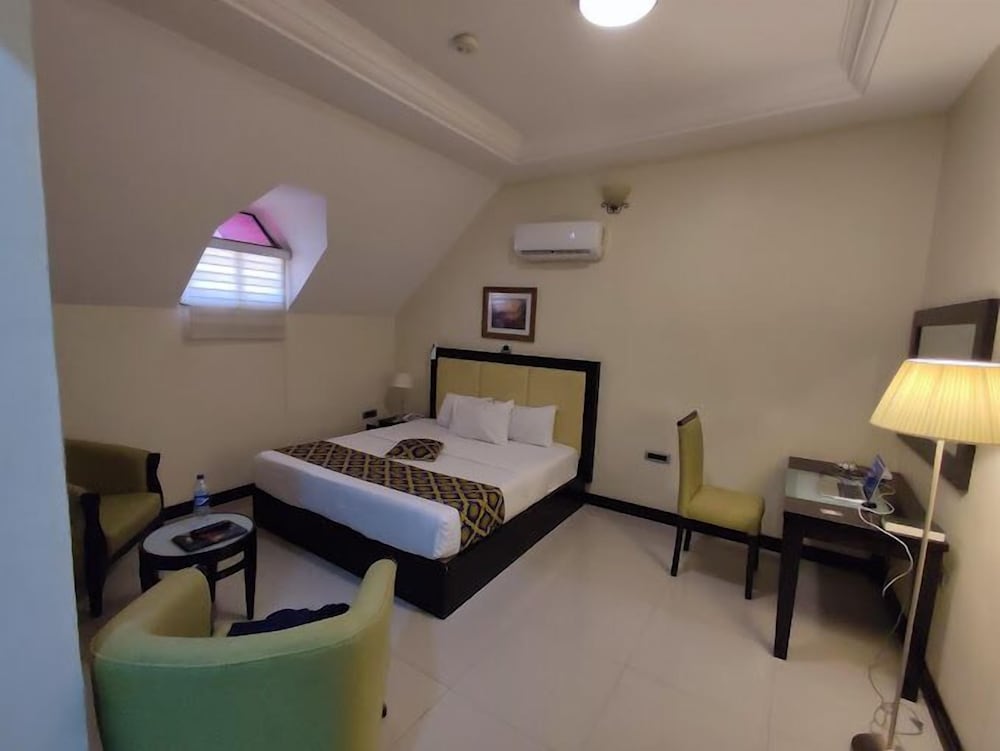Economy Room, Balcony, City View