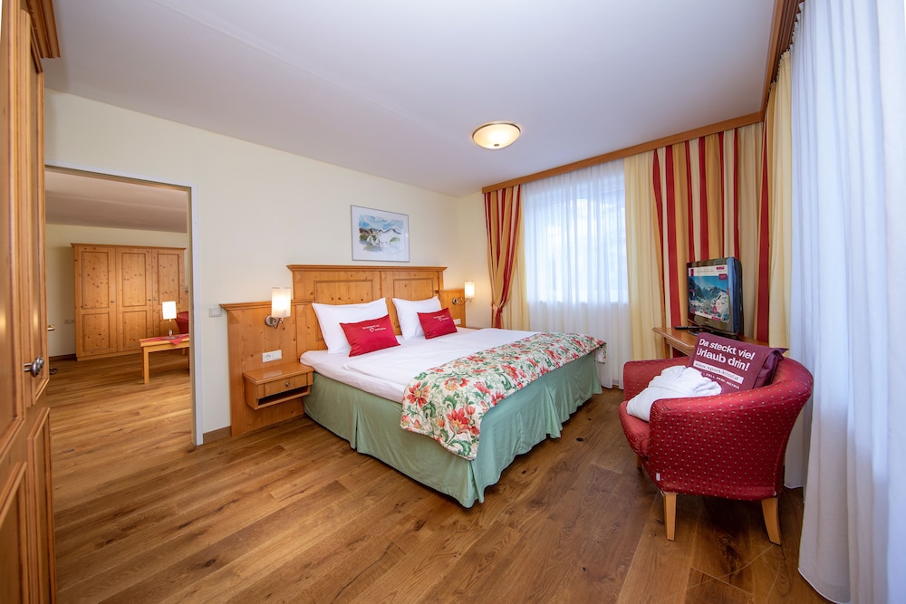 Suite, Balcony, Mountain View (Kristall) photo 3