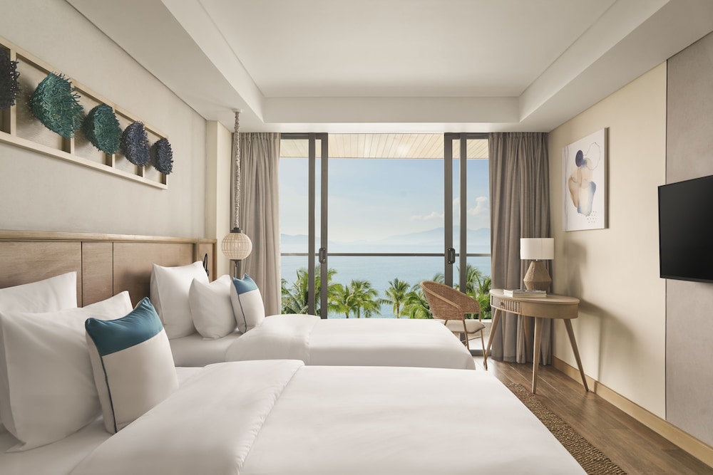 Bay View Twin Room - Photo 1