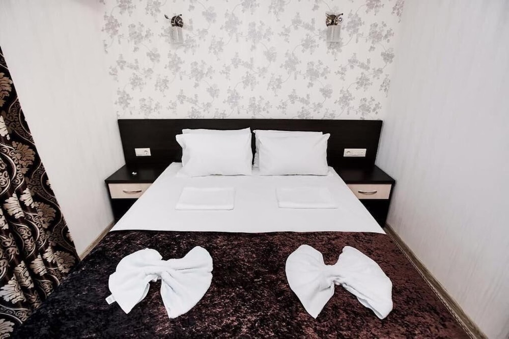 Deluxe Double Or Twin Room photo 1