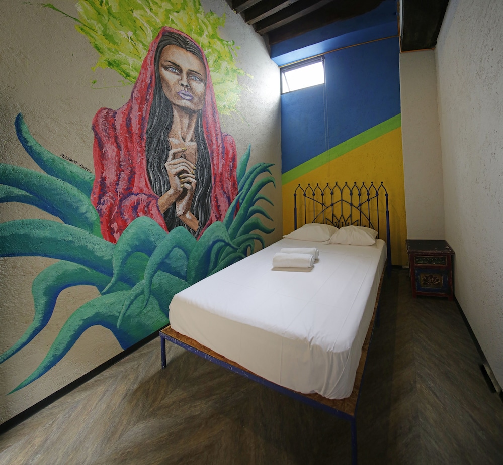 Basic Double Room, 1 Double Bed, Accessible, Shared Bathroom photo 1