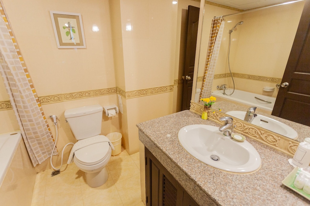 Suite - Photo 6