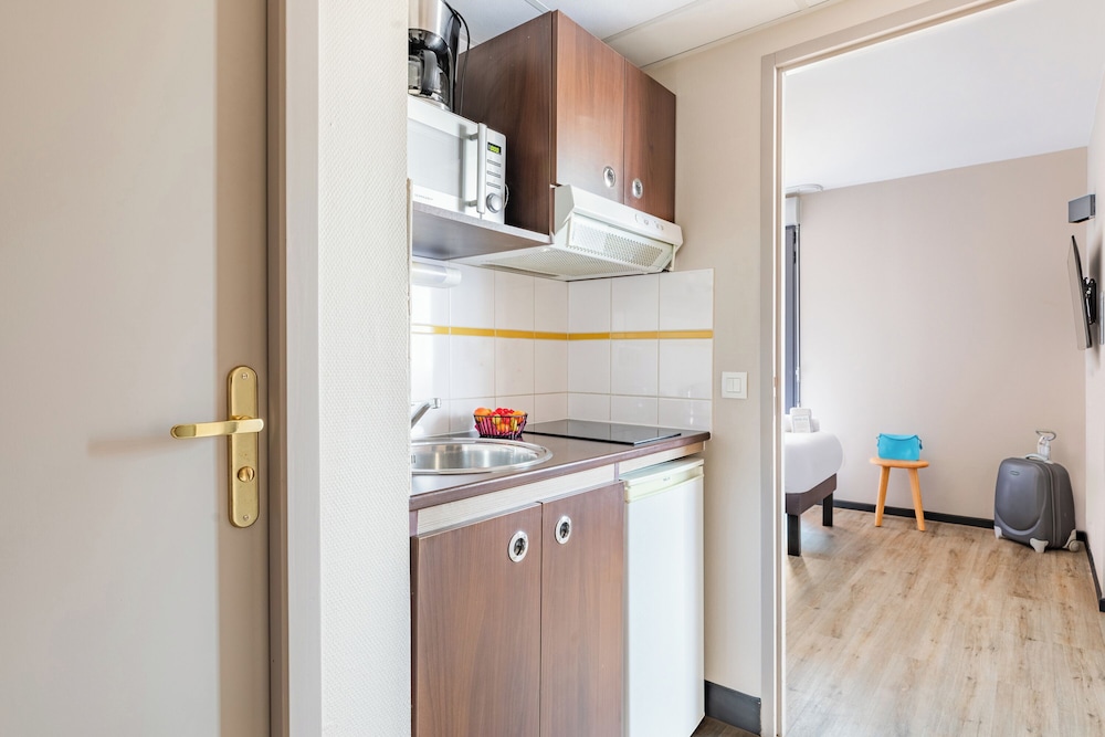 Studio Suite - Photo 4