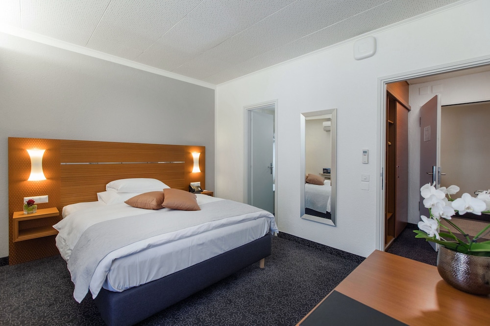 Offer Room