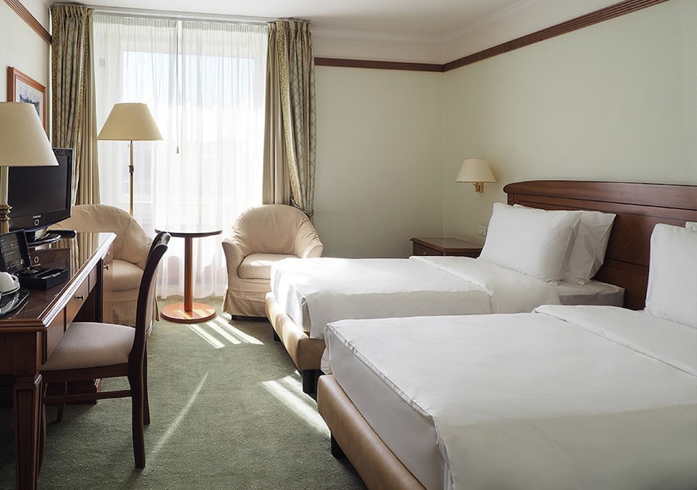 Standard Room photo 2