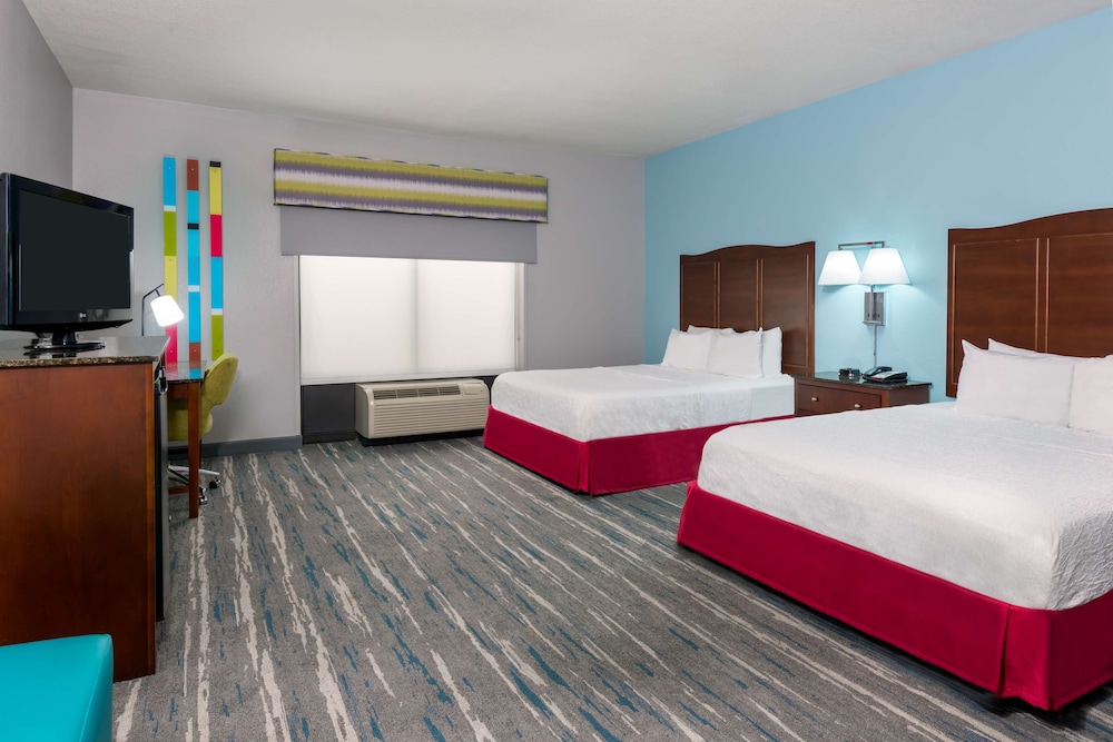 Room, 2 Queen Beds, Accessible, Non Smoking