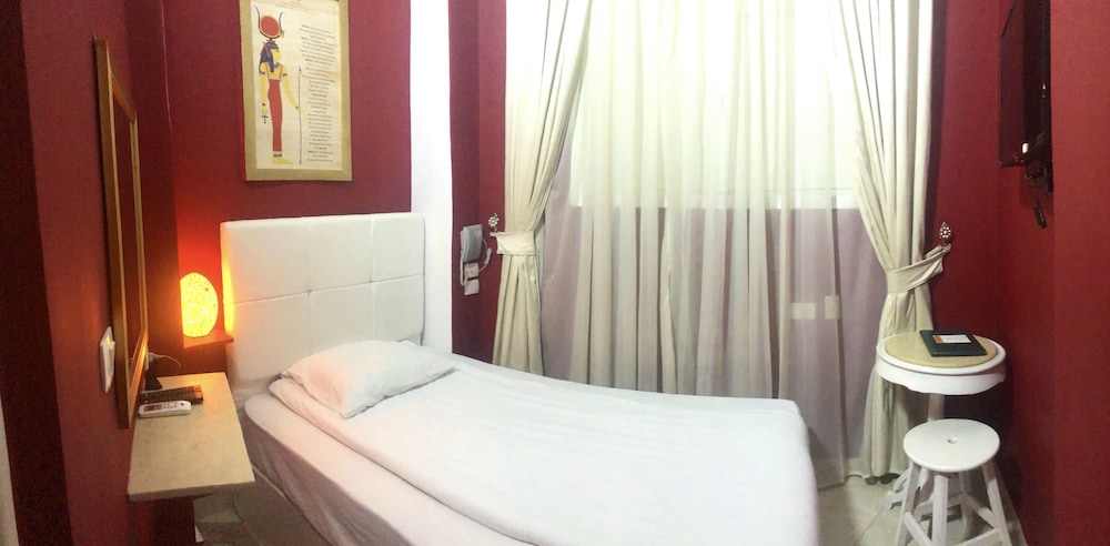 Economy Single Room, No Windows