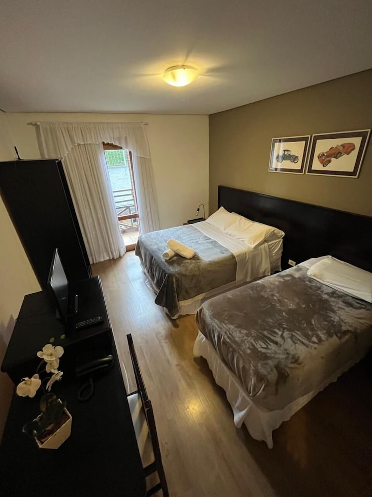 Standard Twin Room photo 1