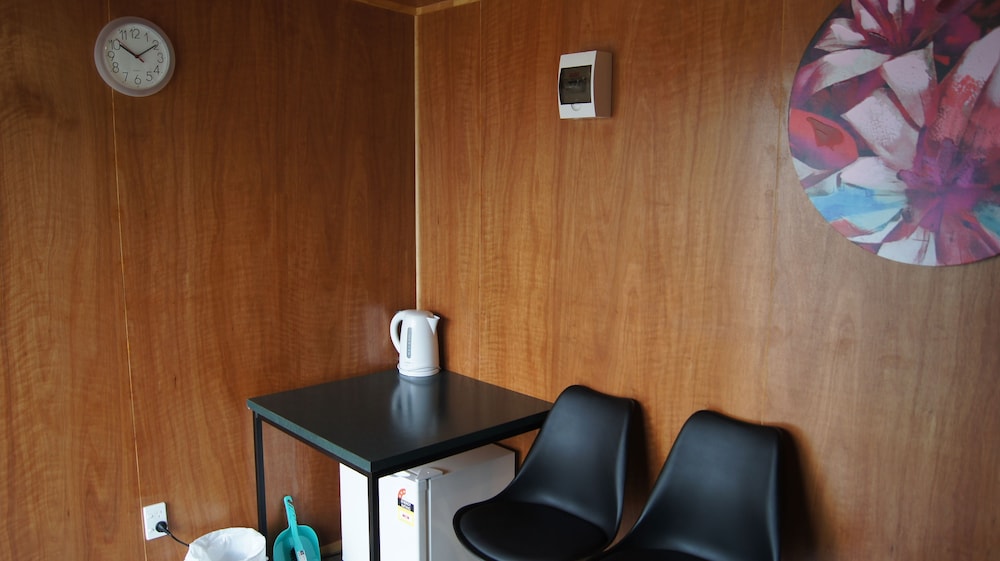 Basic Cabin, 1 Bedroom (1 Tri-bunk) photo 2