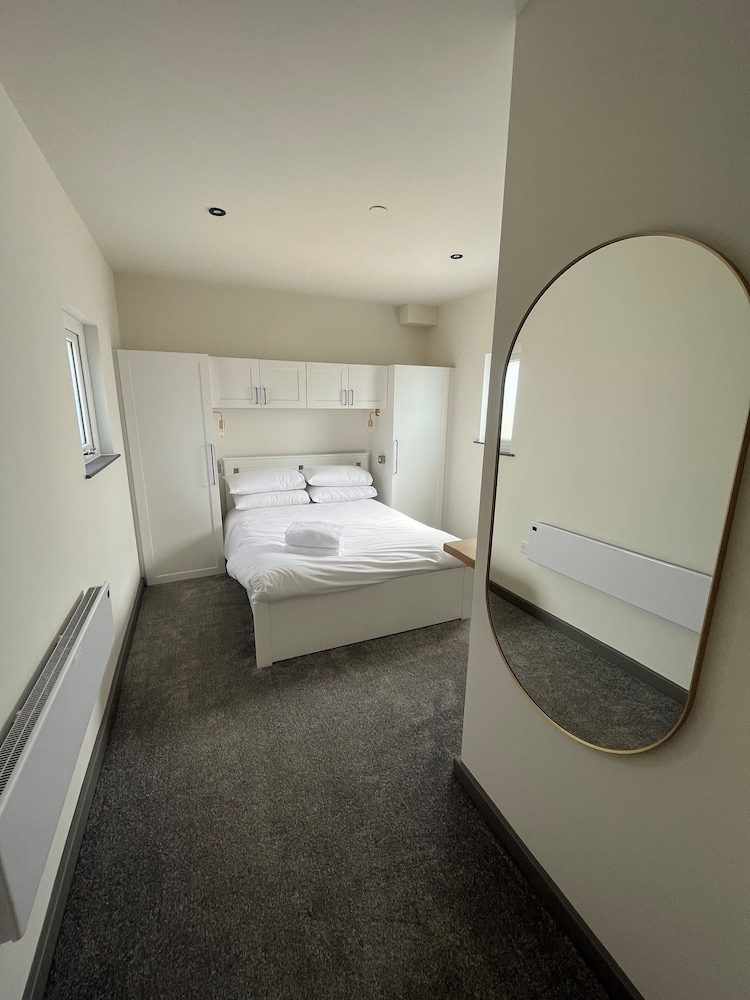 Holiday Lodge - Accessible photo 3