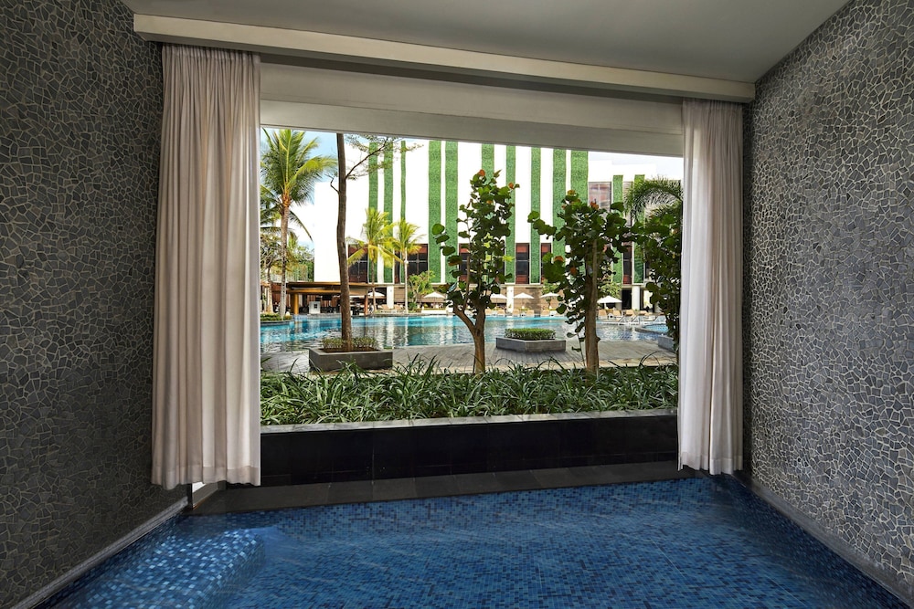 Room, 1 King Bed, View, Poolside