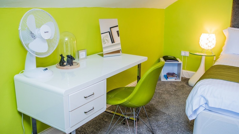 Premier Studio, Ensuite (Studio 7- Idris) photo 2