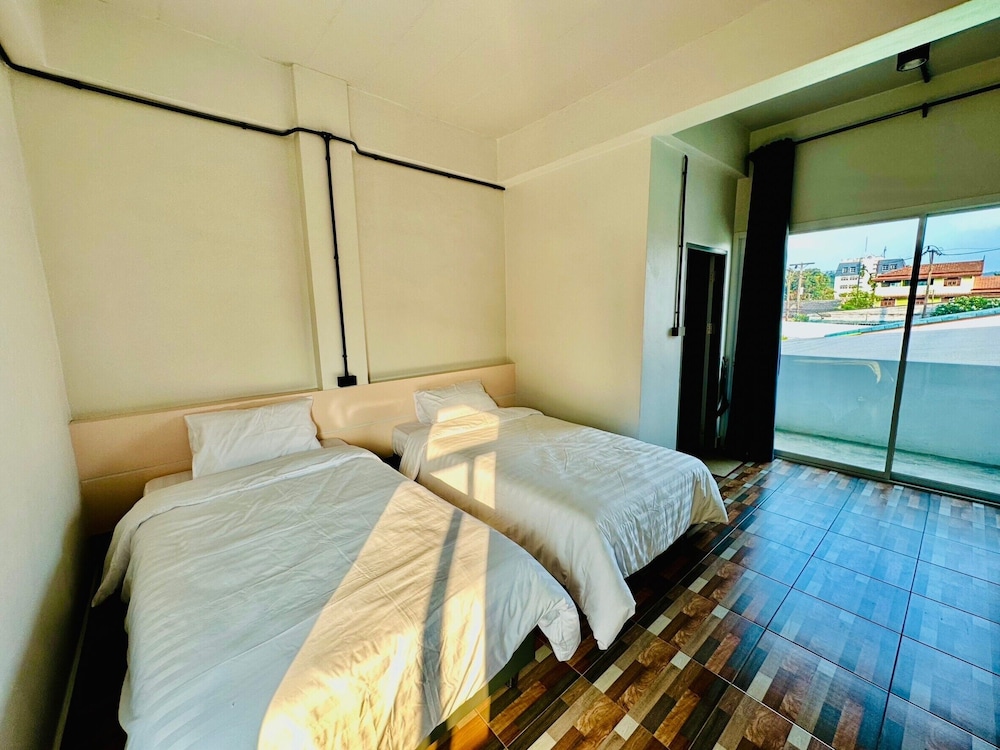 Basic Room photo 2