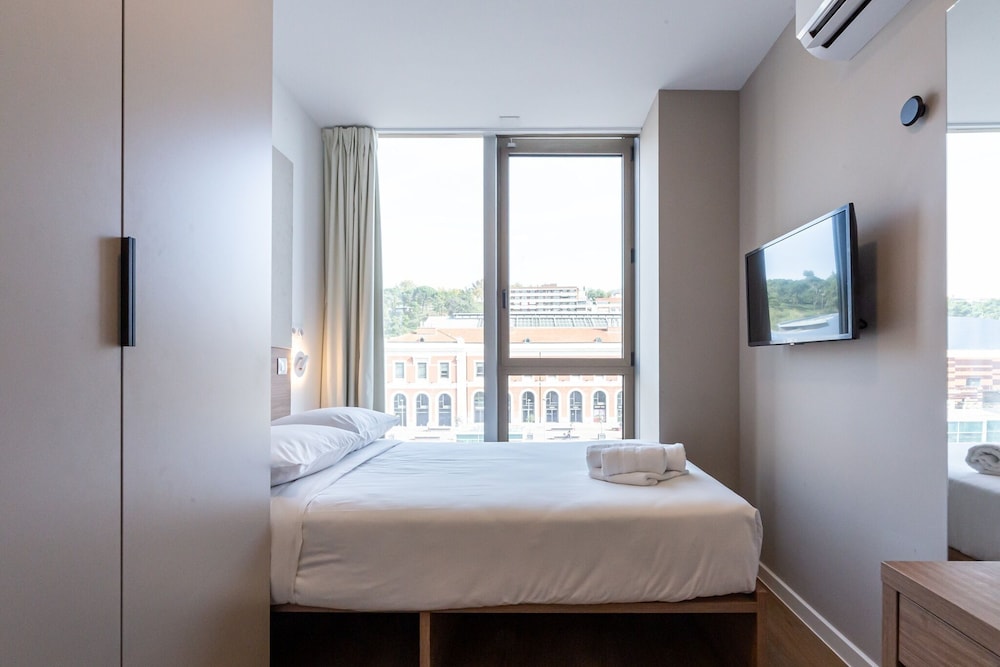 Family Apartment, Ensuite photo 2