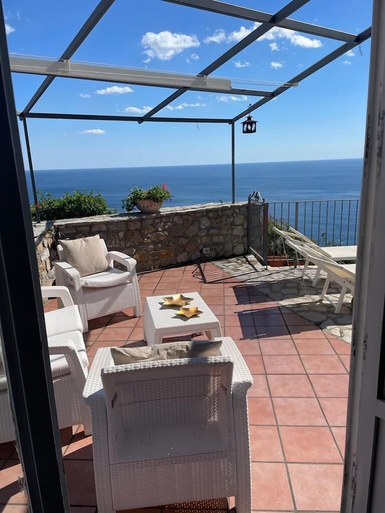 Panoramic Villa photo 3