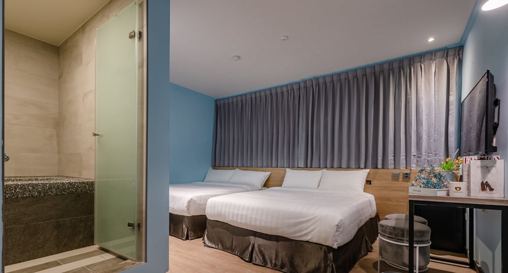 Quadruple Room photo 2