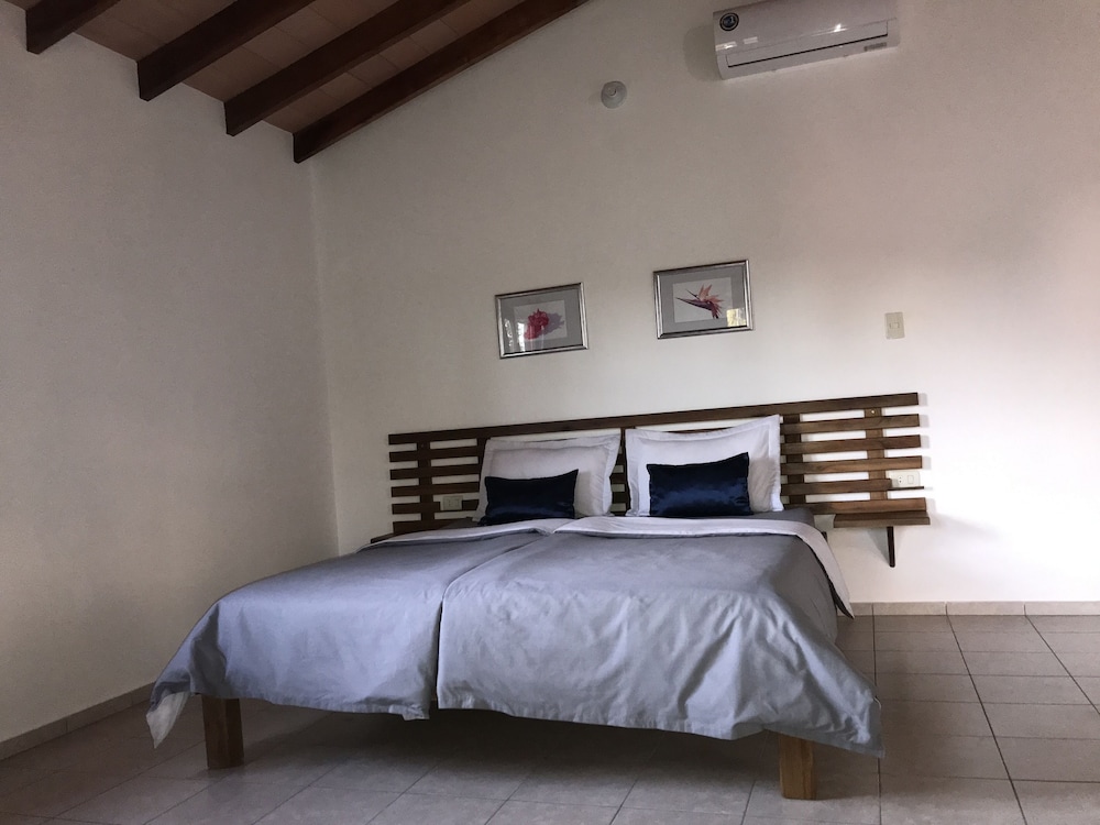 Comfort Bungalow, 2 Bedrooms photo 2